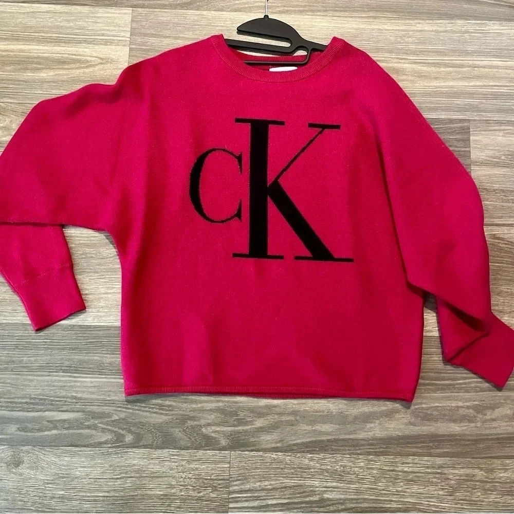 Calvin Klein Women’s Monogram Dolman Sleeve Sweater Big CK Logo Pink Size  XS